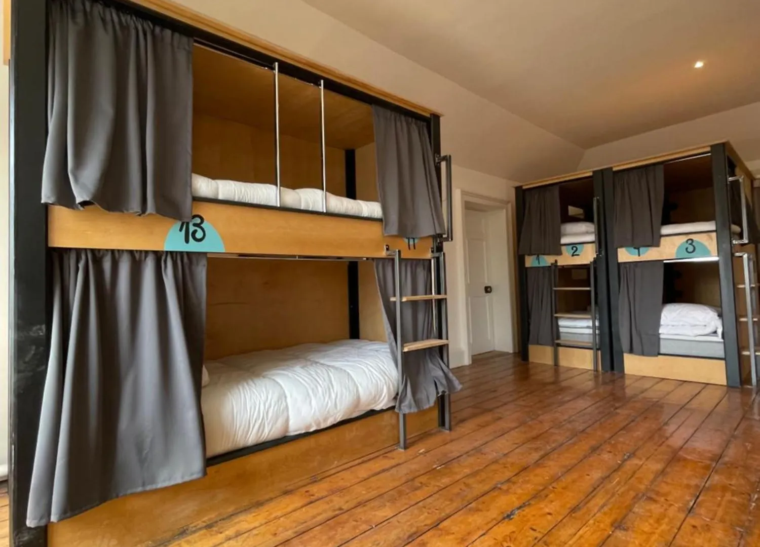 Leevin Hostel George Dublin