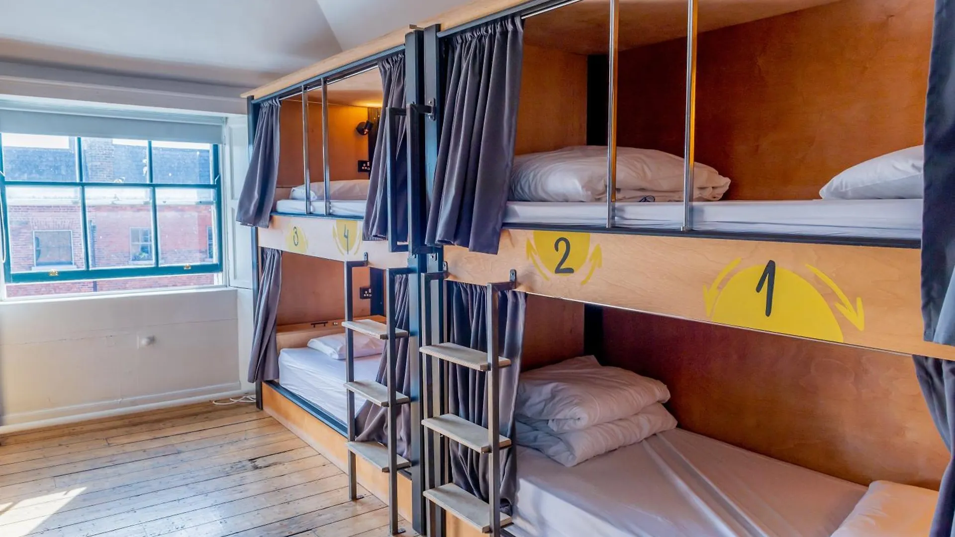 Leevin Hostel George Dublin