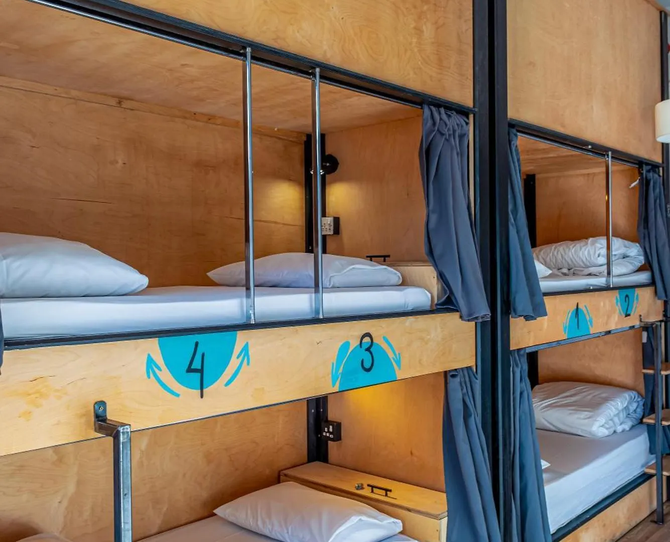 Leevin Hostel George Dublin Ireland